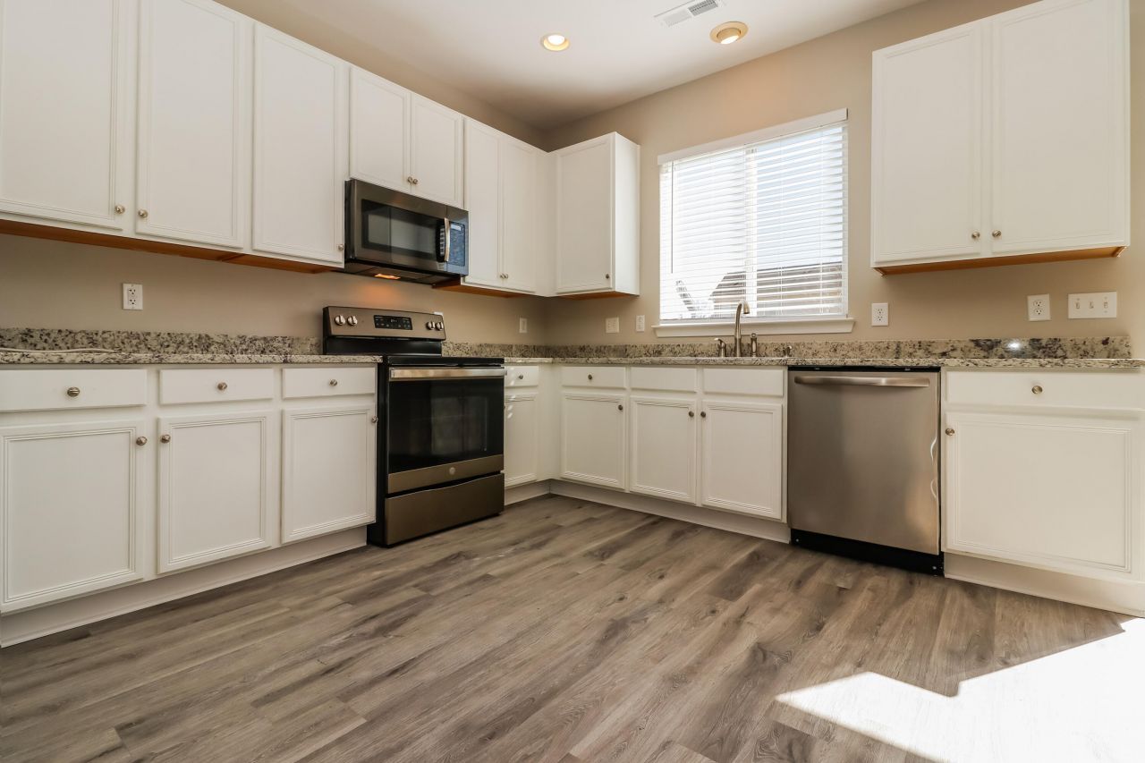 263 Woodbrook Way Photo 5