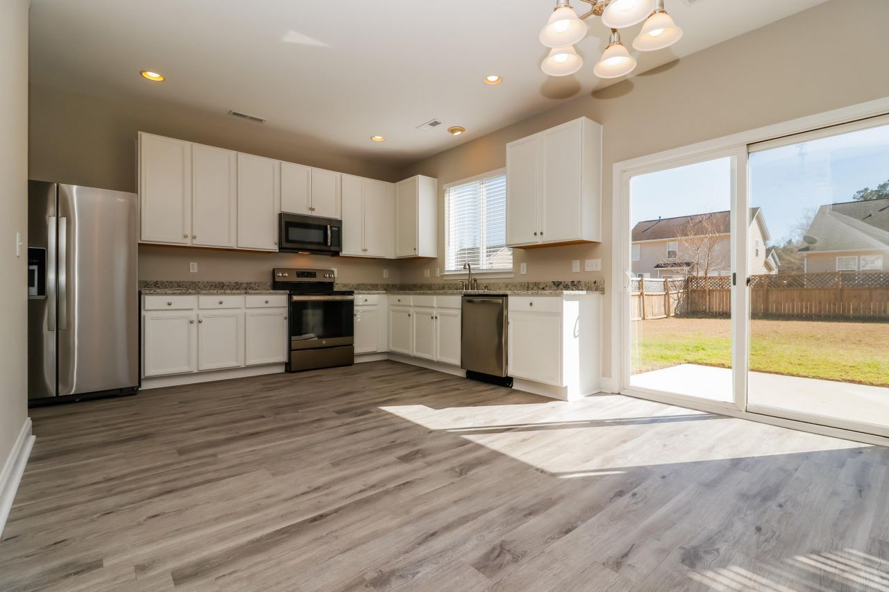 263 Woodbrook Way Photo 6