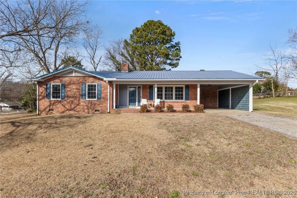 301 Summer Hill Road, Fayetteville, NC 28303 Main Photo