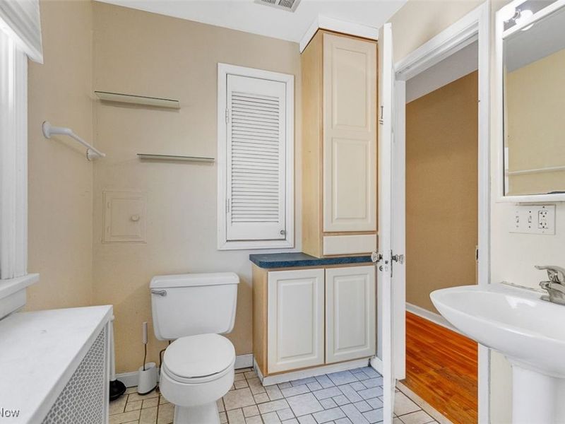 2317 Canterbury Road, Cleveland, OH 44118 Photo 19