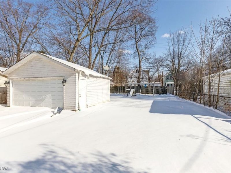 2317 Canterbury Road, Cleveland, OH 44118 Photo 36