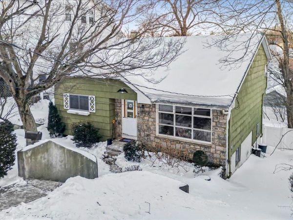 72 Park ave Terrace, Yonkers, NY 10703