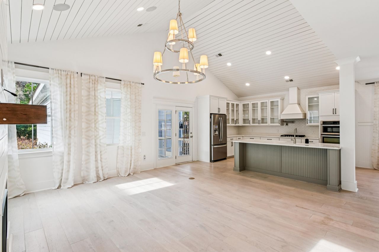 1009 Oak Bluff Avenue Photo 14