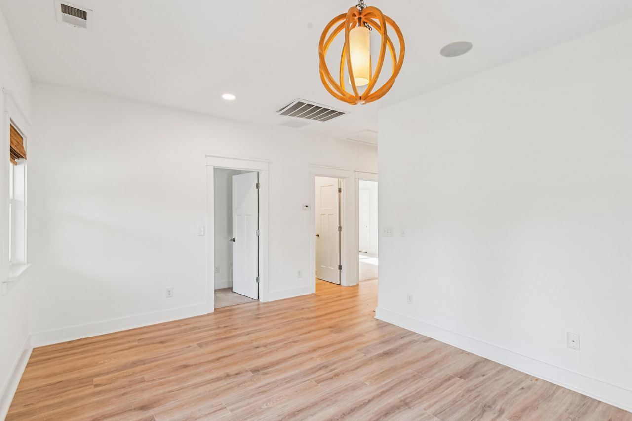 1009 Oak Bluff Avenue Photo 31