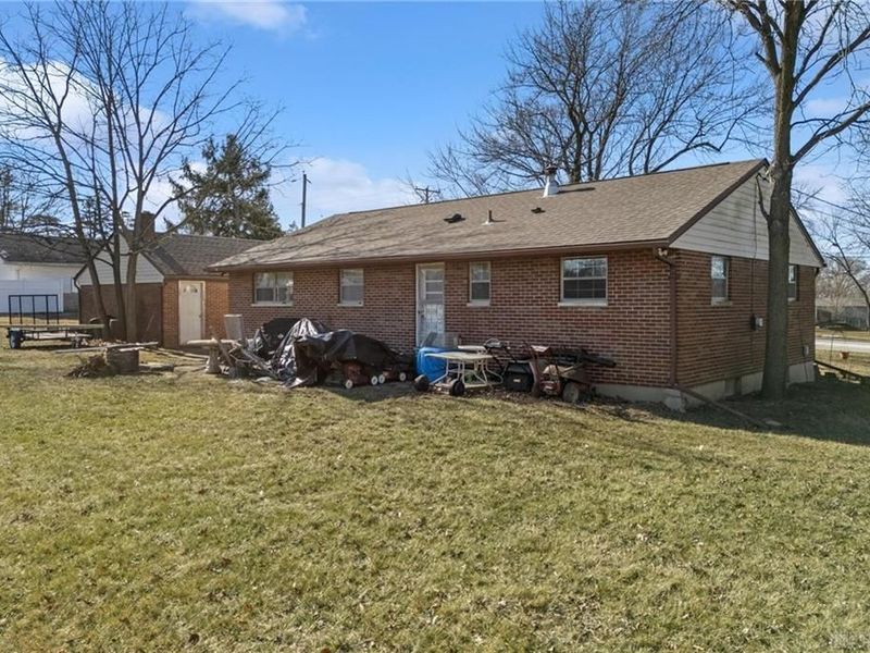 1102 N Heincke Road, Miamisburg, OH 45342 Photo 16