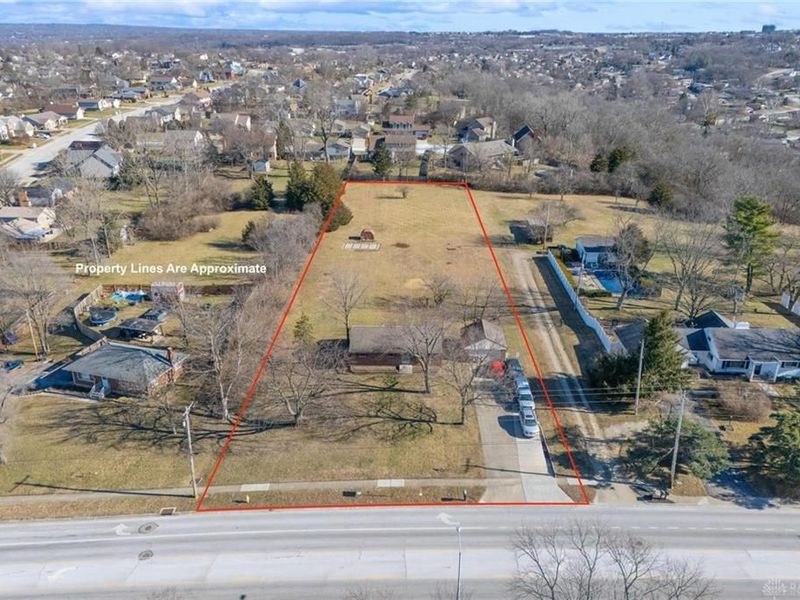 1102 N Heincke Road, Miamisburg, OH 45342 Photo 2