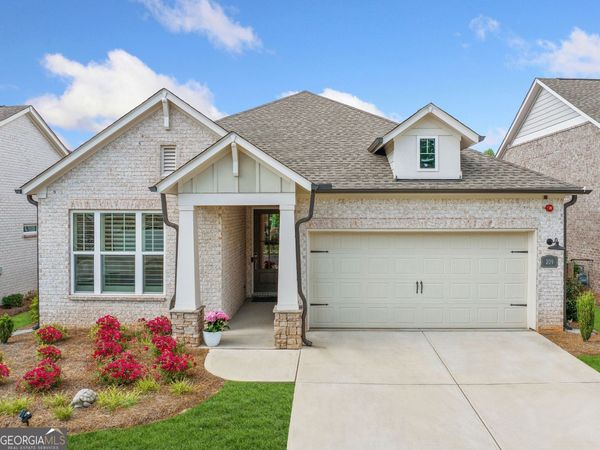 209 Floral Valley Drive, Woodstock, GA 30188