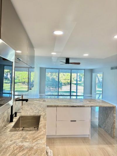 545 Oaks Lane, Unit 201, Pompano Beach, FL 33069 Photo