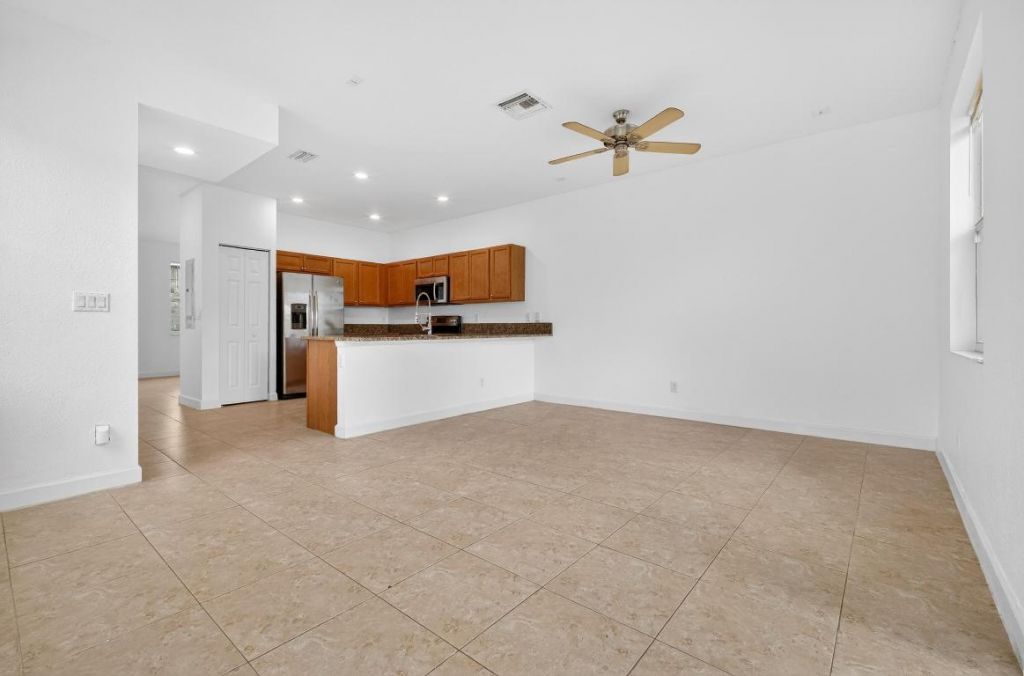 5354 Ellery Terrace, West Palm Beach, FL 33417 Photo