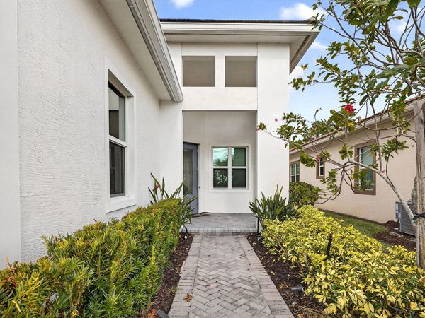 11587 SW Visconti Way, Port St. Lucie, FL 34986