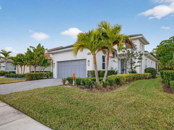 11587 SW Visconti Way, Port Saint Lucie, FL 34986