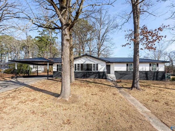 321 Howell Circle, Gadsden, AL 35904