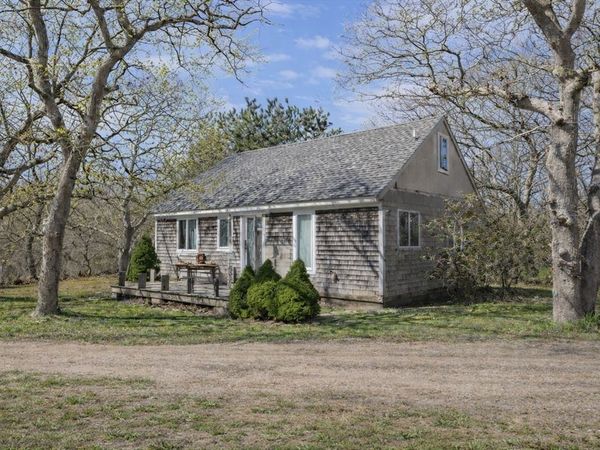 47 Quenames Rd, Chilmark, MA 02535