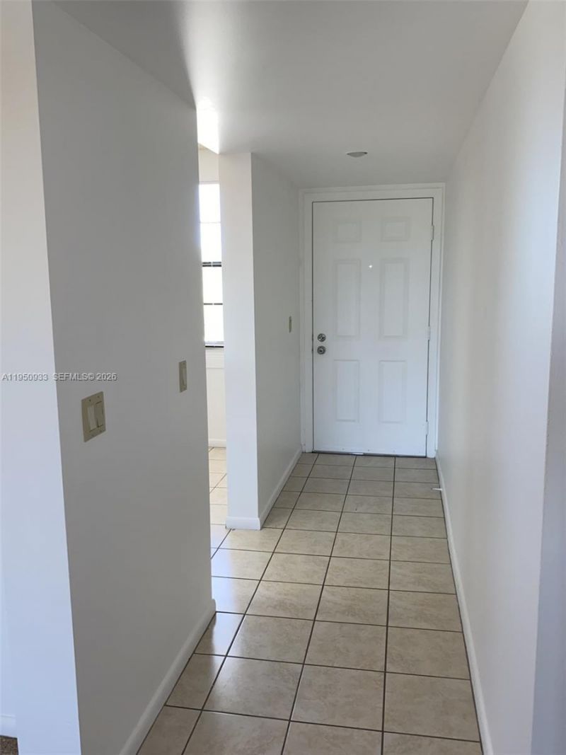 3521 Village Blvd, Unit 405, West Palm Beach, FL 33409 Photo