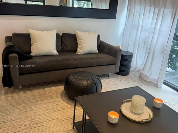 1024 Lenox Ave, Unit 8, Miami Beach, FL 33139