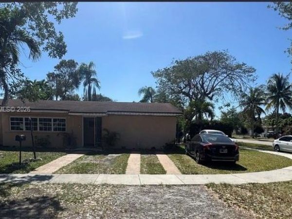 20530 Eagle Nest Rd , Cutler Bay, FL 33189