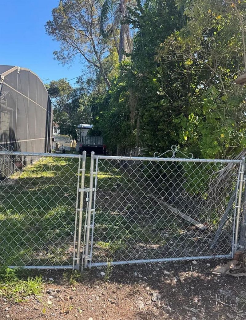 20530 Eagle Nest Rd, Cutler Bay, FL 33189 Photo