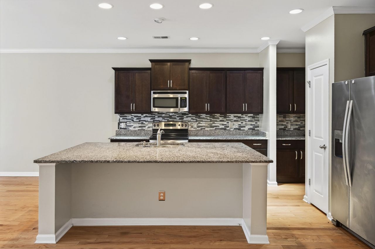 194 Cypress Forest Drive Photo 13