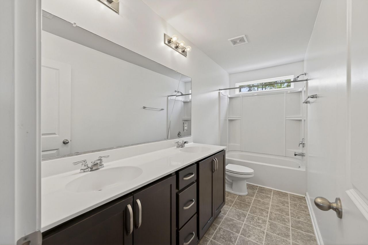 194 Cypress Forest Drive Photo 33