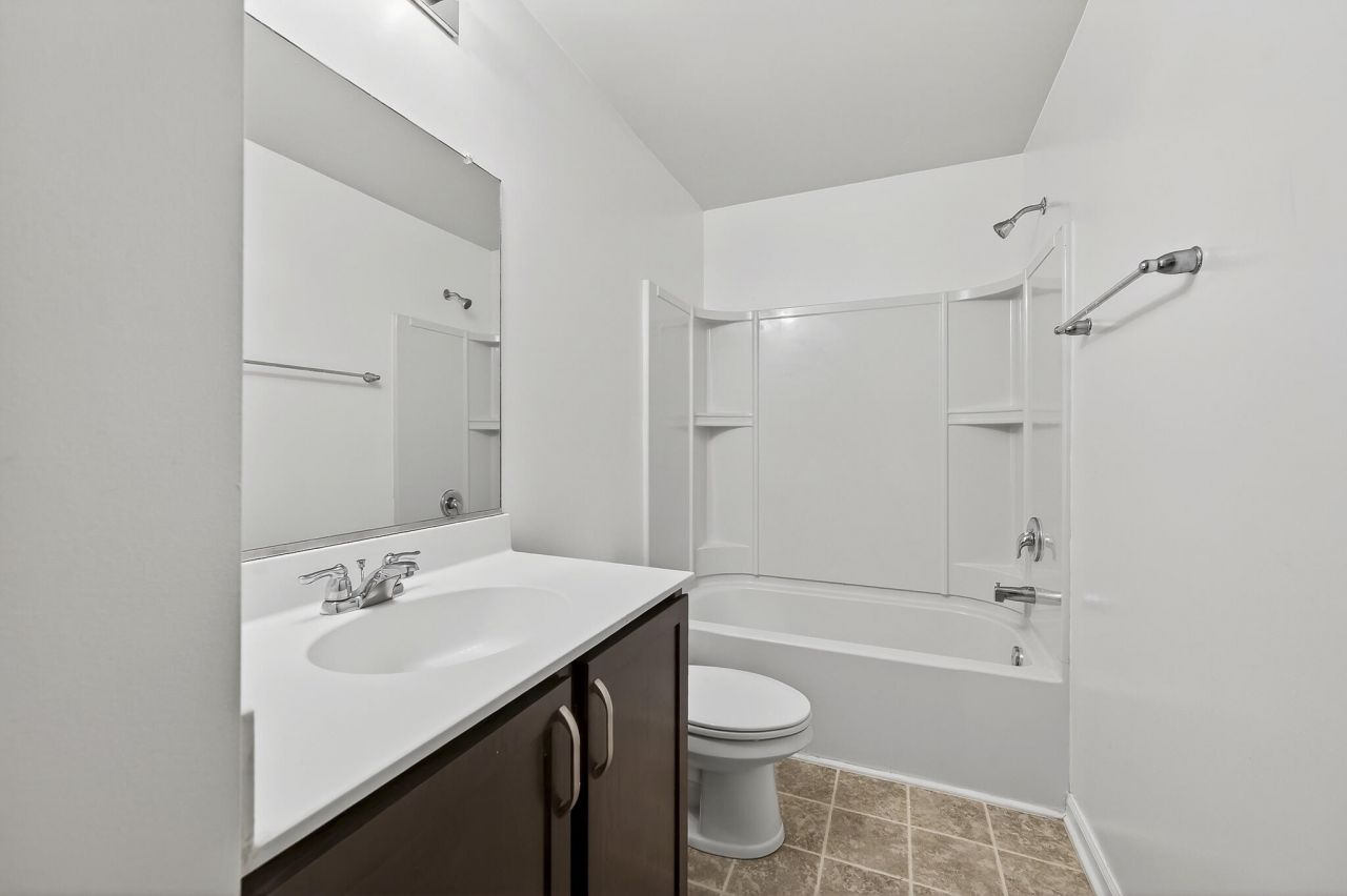 194 Cypress Forest Drive Photo 8