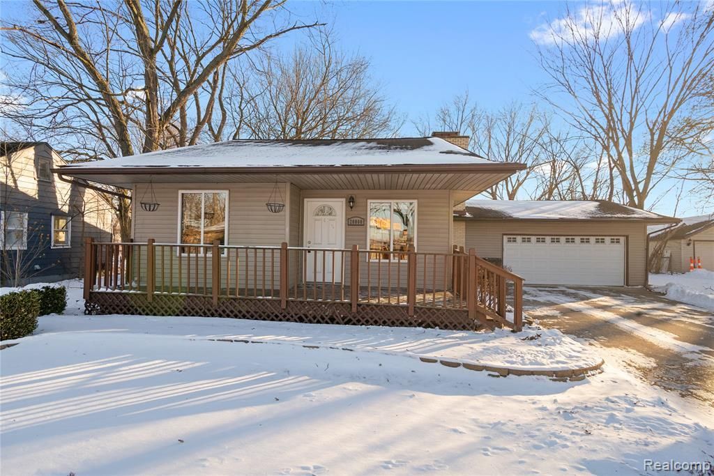 20000 Homeland Street, Roseville, MI 48066 Main Photo