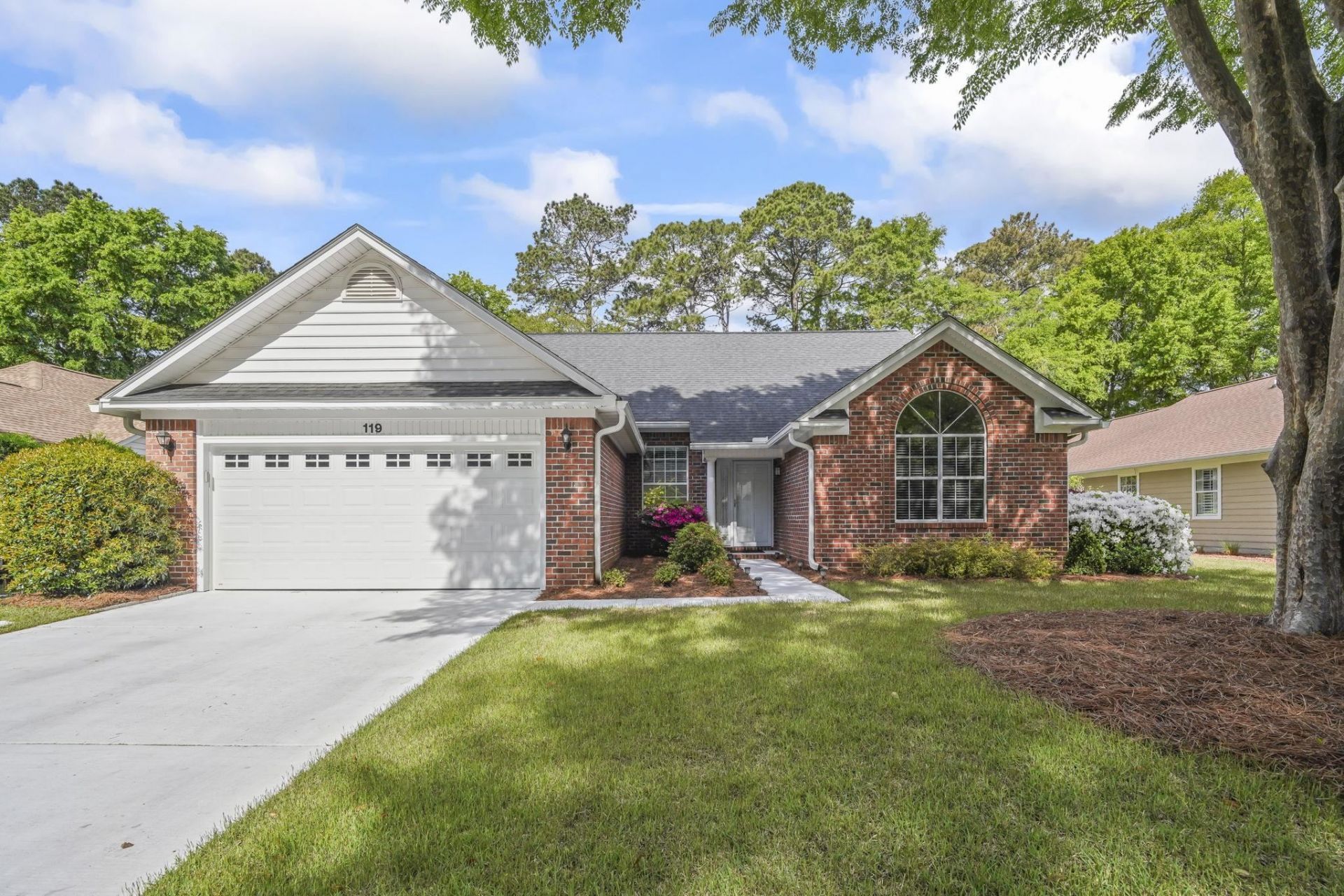 119 Mackinley Circle Photo 1