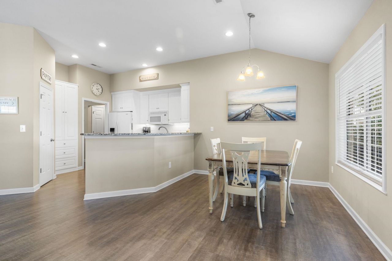 119 Mackinley Circle Photo 12