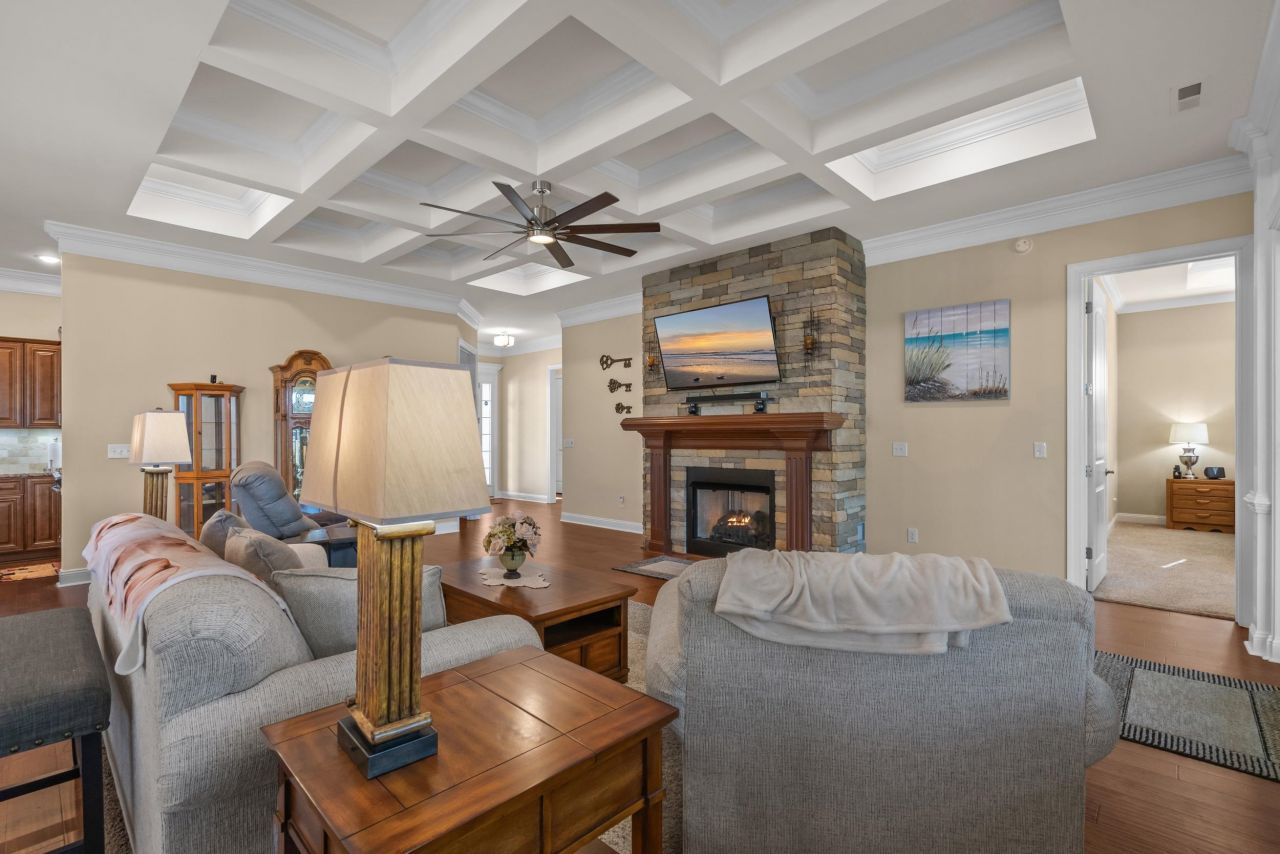 9066 Belvidere Dr. Photo 4