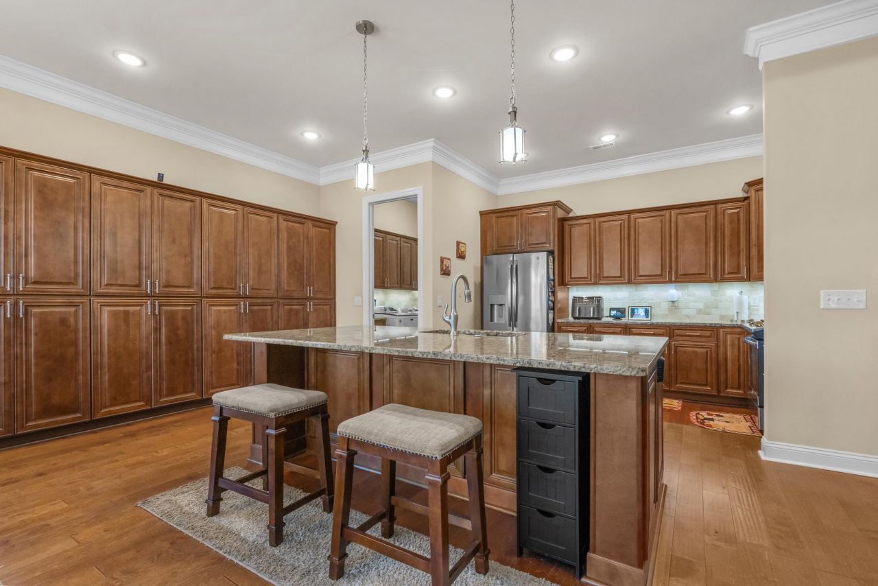 9066 Belvidere Dr. Photo 5