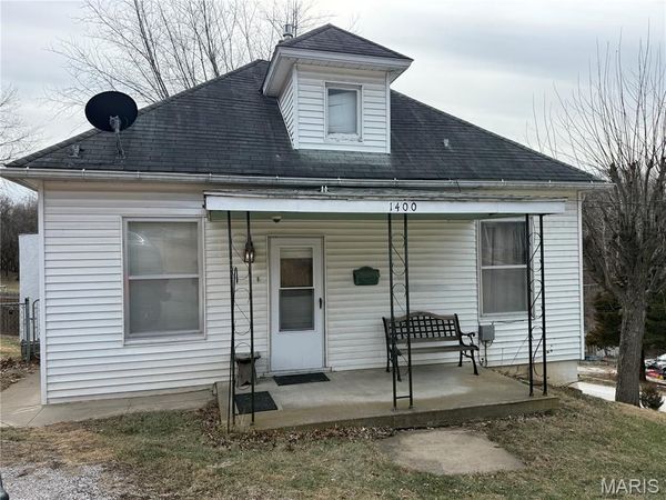 1400 Walnut Street, Hannibal, MO 63401