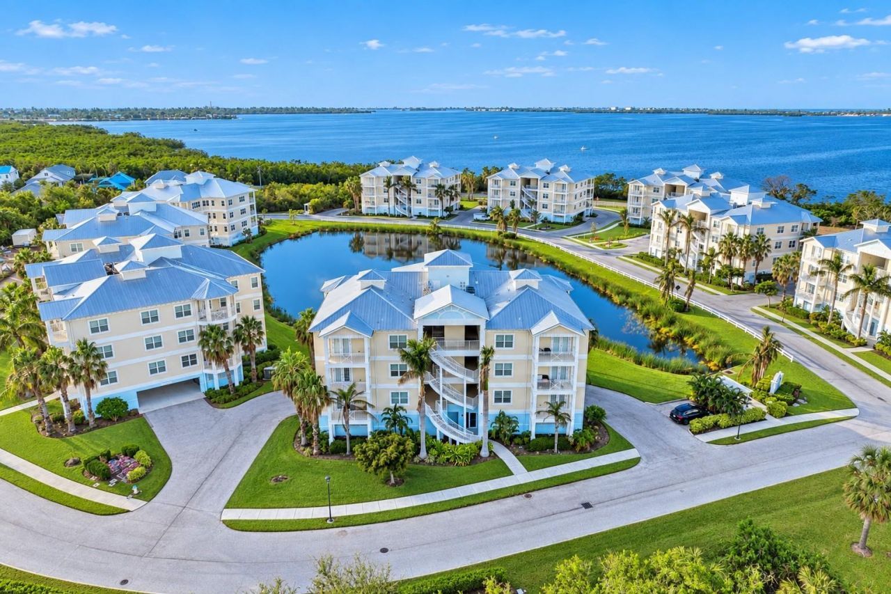 3404 79th Street Circle W, Unit 203, Bradenton, FL 34209 Photo