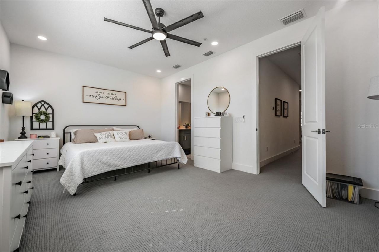 9916 Key Haven Road, Seminole, FL 33777 Photo
