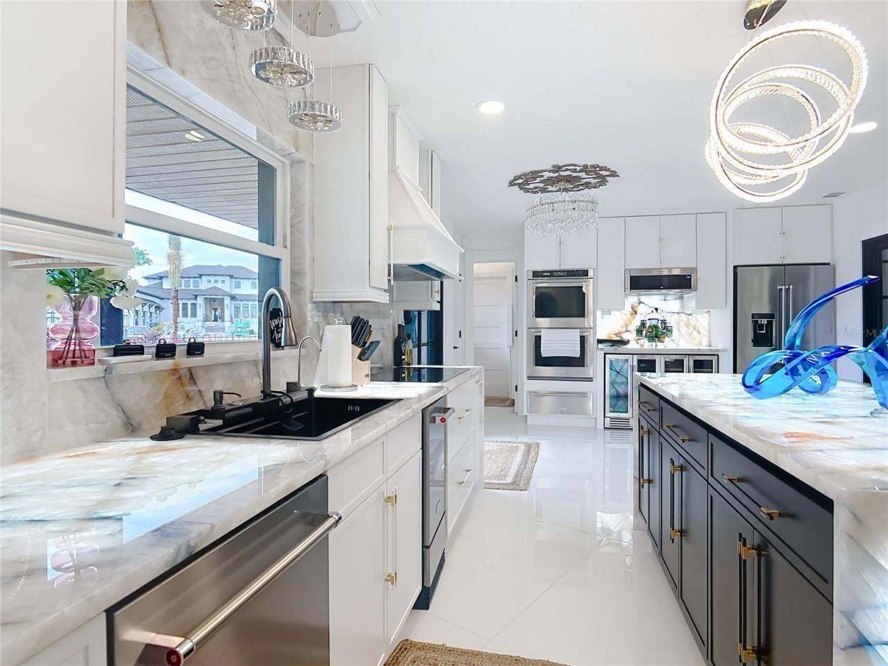 823 SW Kings Bay Drive, Crystal River, FL 34429 Photo