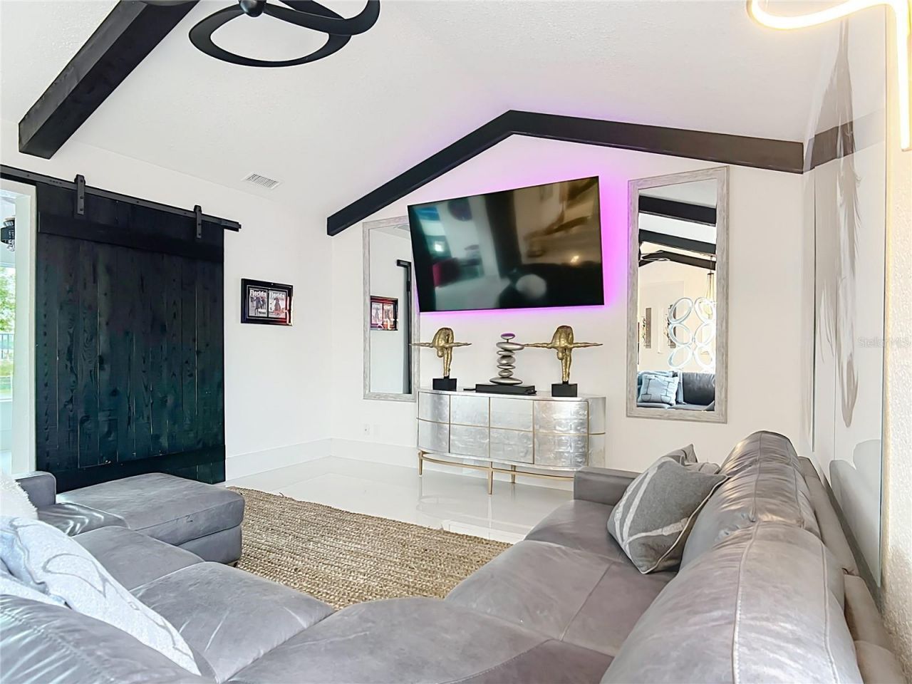 823 SW Kings Bay Drive, Crystal River, FL 34429 Photo