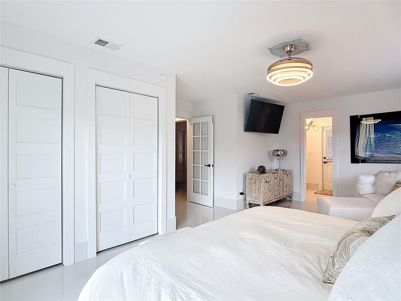 823 SW Kings Bay Drive, Crystal River, FL 34429 Photo