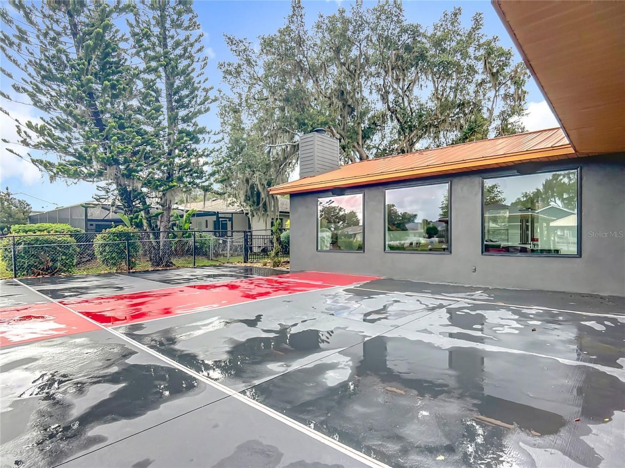 823 SW Kings Bay Drive, Crystal River, FL 34429 Photo