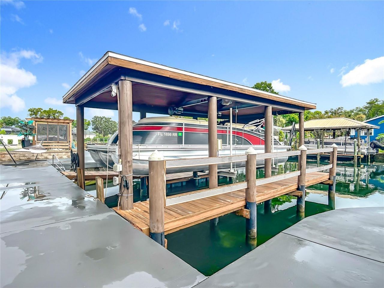 823 SW Kings Bay Drive, Crystal River, FL 34429 Photo
