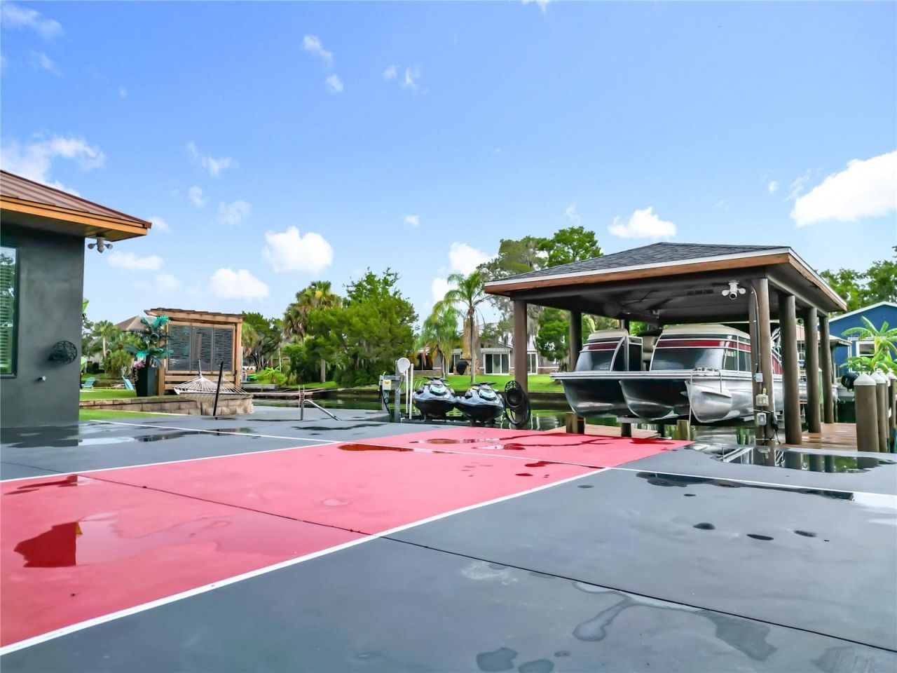 823 SW Kings Bay Drive, Crystal River, FL 34429 Photo