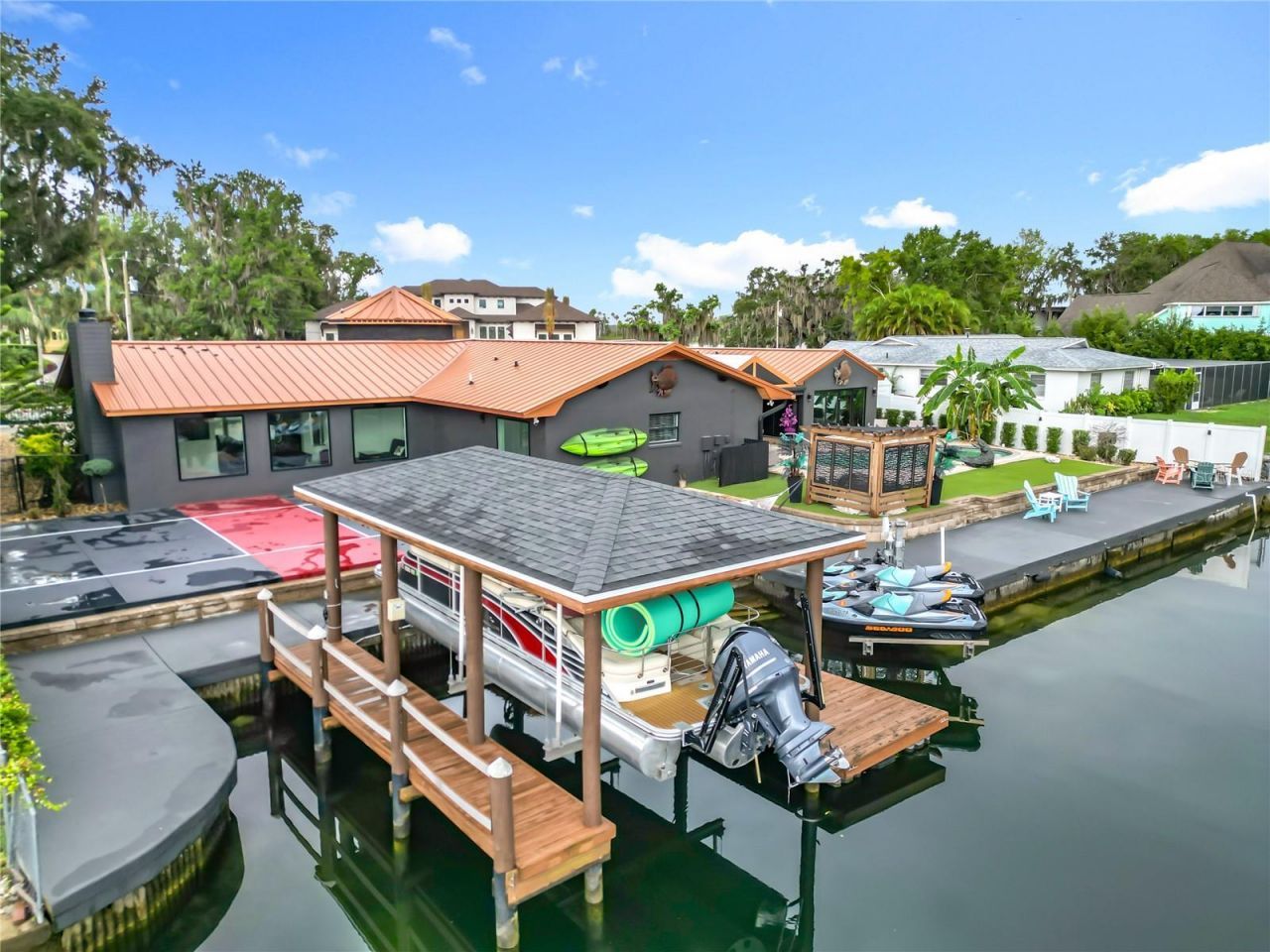823 SW Kings Bay Drive, Crystal River, FL 34429 Photo