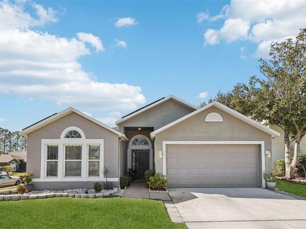 111 ELGIN BOULEVARD, DAVENPORT, FL 33897