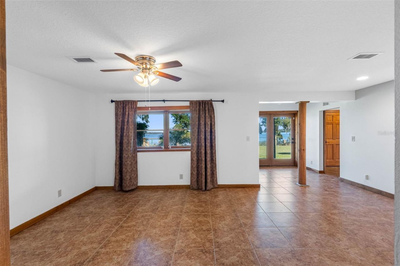 11401 Thonotosassa Road, Thonotosassa, FL 33592 Photo