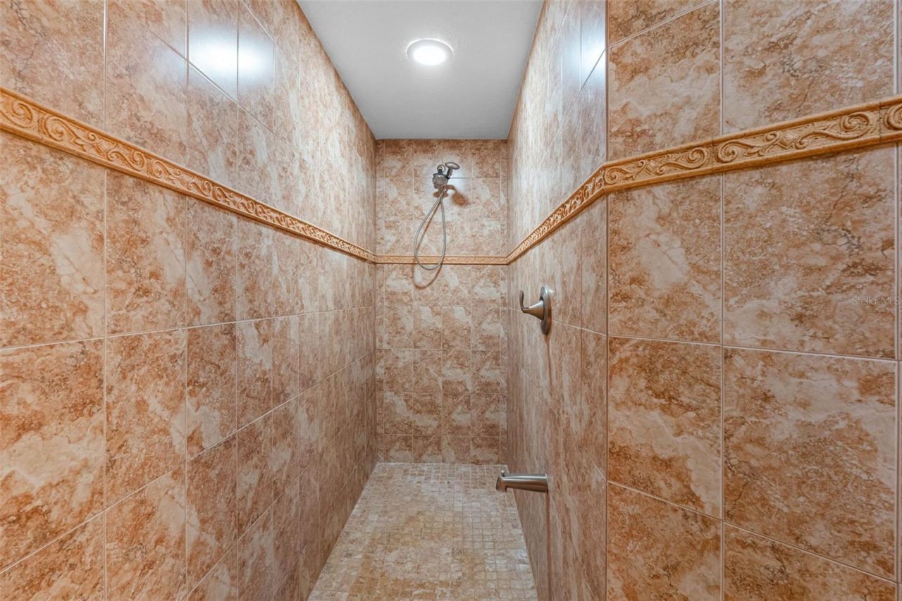 11401 Thonotosassa Road, Thonotosassa, FL 33592 Photo