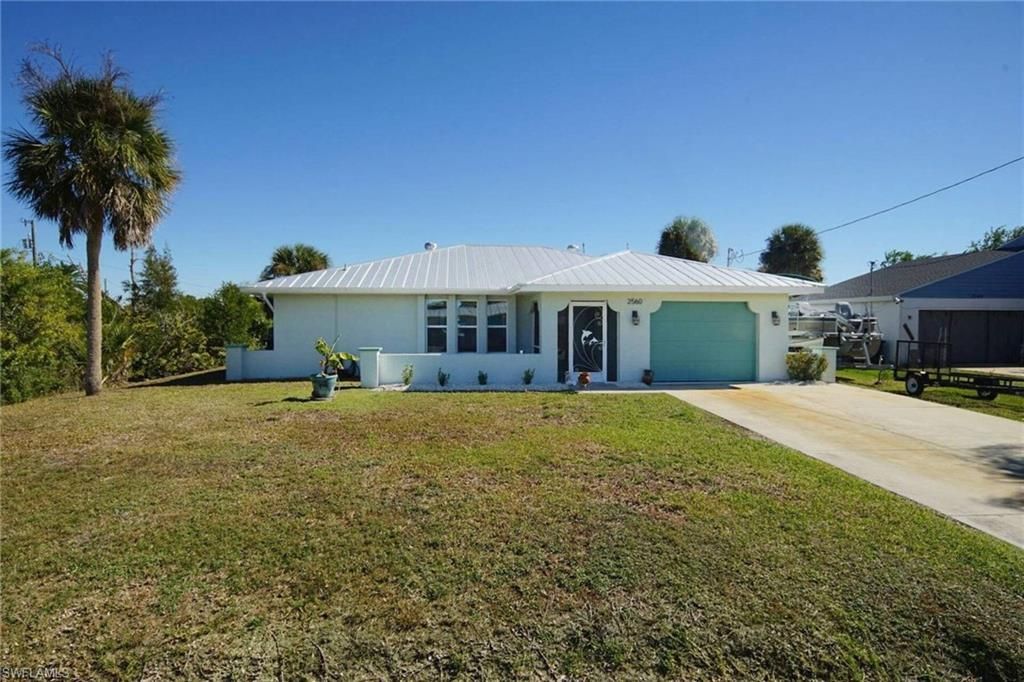 2560 Rose Ave, Saint James City, FL 33956 Photo