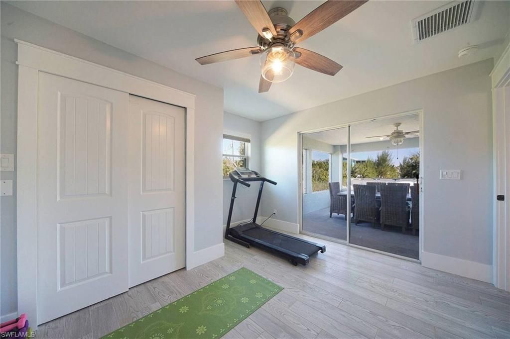 2560 Rose Ave, Saint James City, FL 33956 Photo