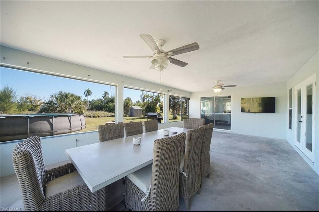 2560 Rose Ave, Saint James City, FL 33956 Photo