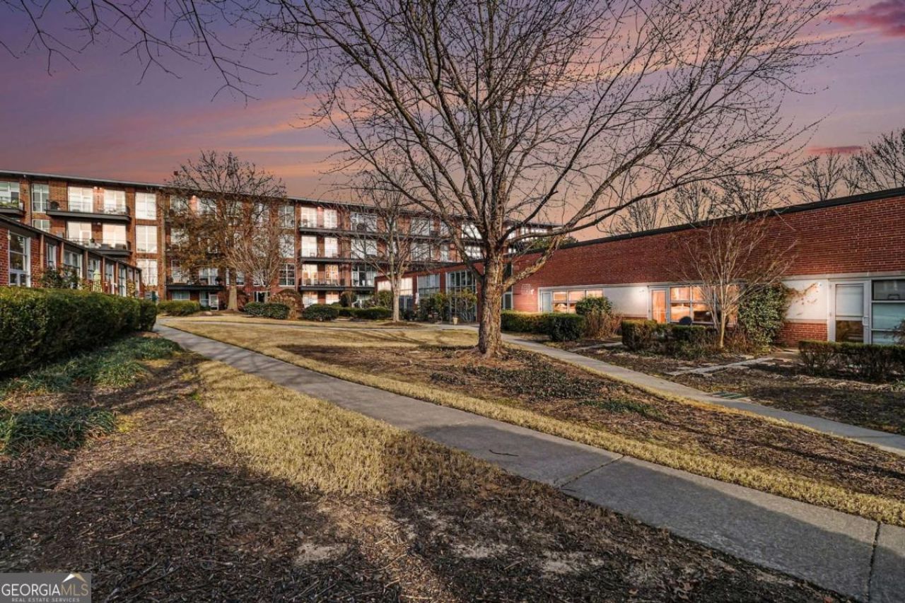 5200 Peachtree Road, Unit 2101, Atlanta, GA 30341 Main Photo