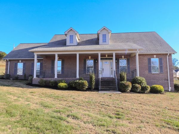 450 Bridle Path Ln, Hartsville, TN 37074