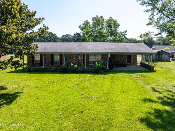 713 West Street, Coldwater, MS 38618