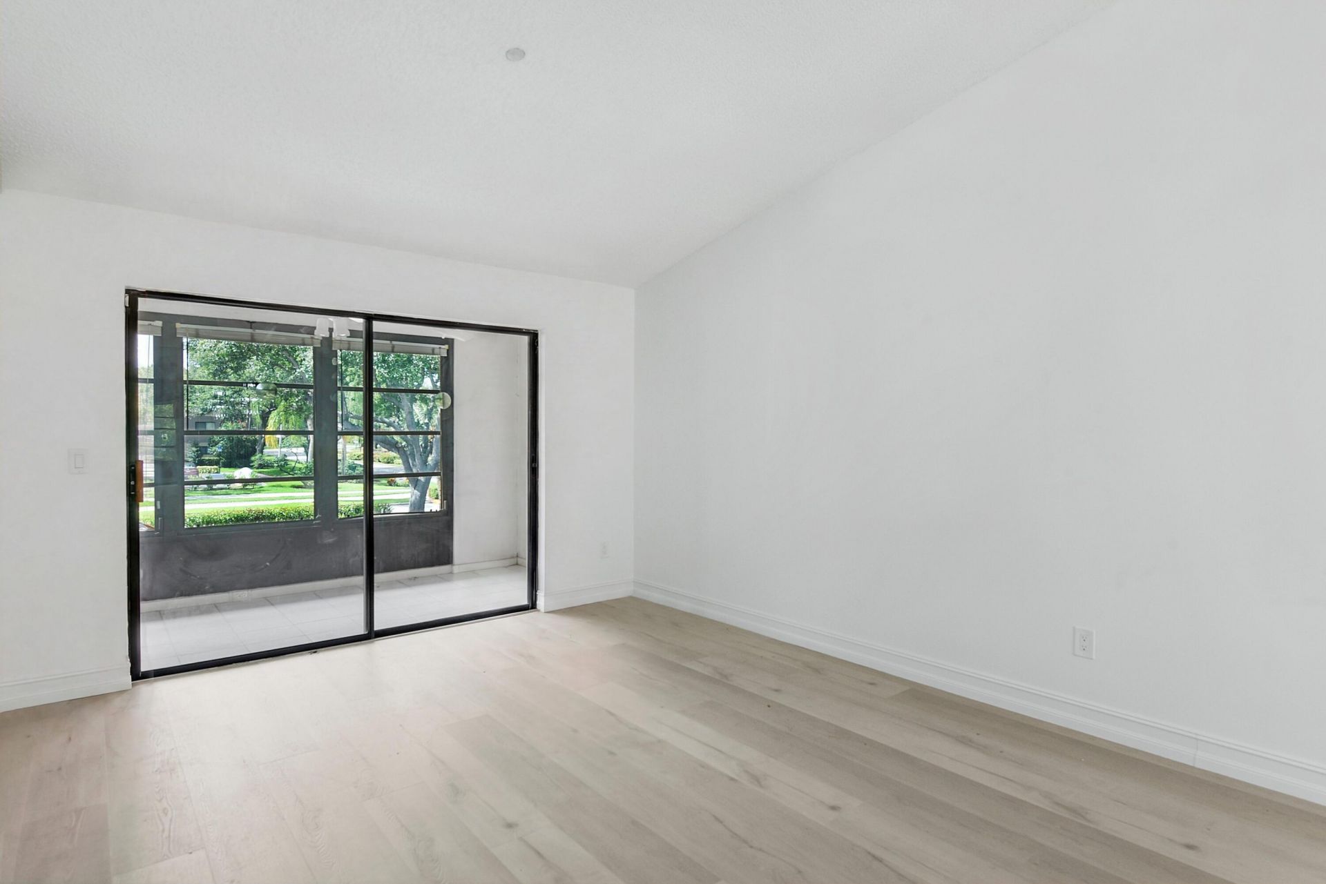15342 Lakes Of Delray Boulevard, Unit 98, Delray Beach, FL 33484 Photo