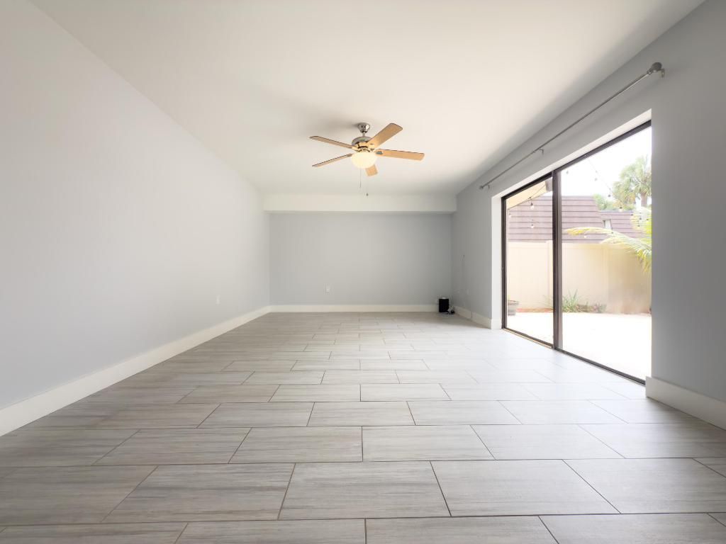 7724 77th Way, West Palm Beach, FL 33407 Photo